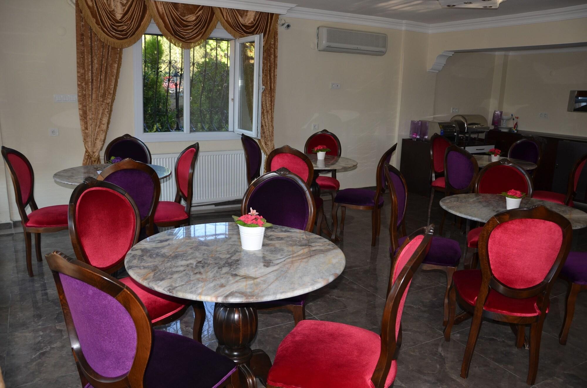 Uzunhan Hotel Ayvalik Ngoại thất bức ảnh
