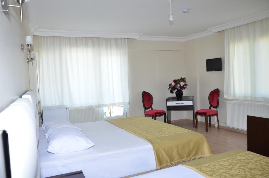 Uzunhan Hotel Ayvalik Phòng bức ảnh