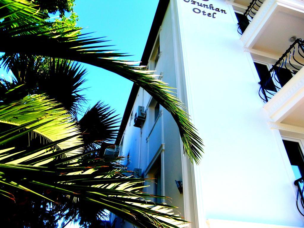 Uzunhan Hotel Ayvalik Ngoại thất bức ảnh