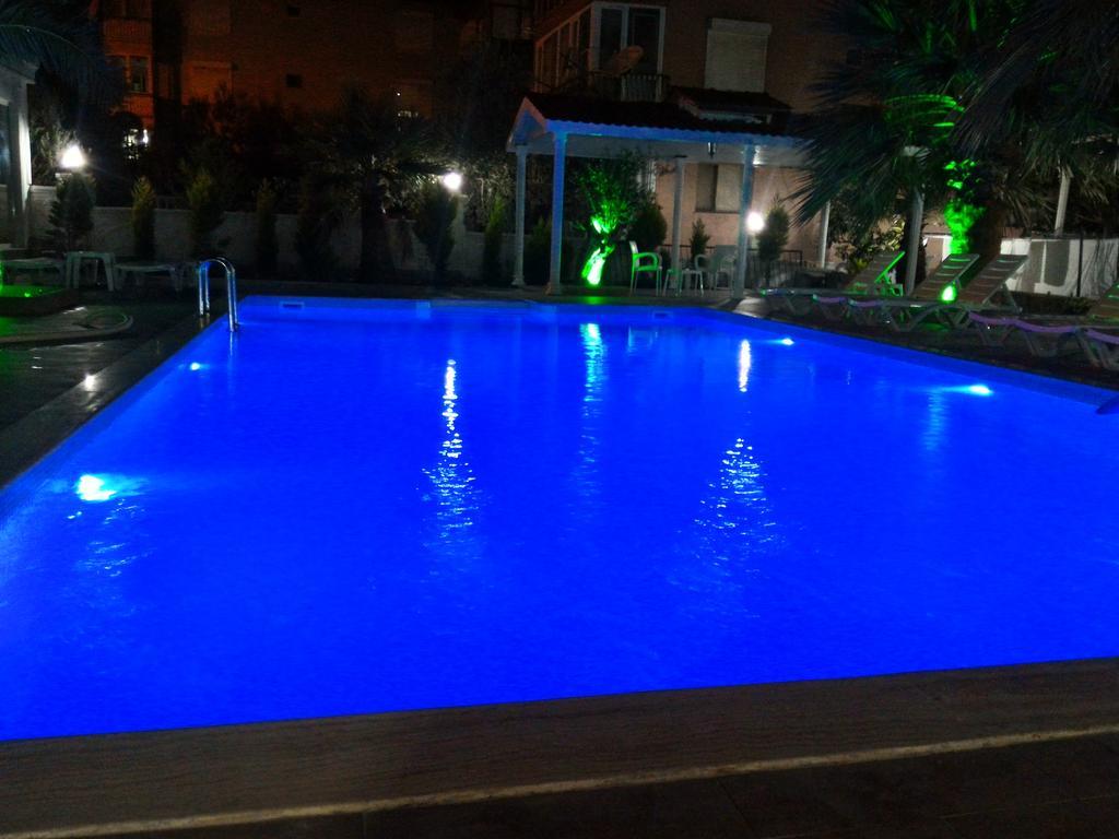 Uzunhan Hotel Ayvalik Ngoại thất bức ảnh