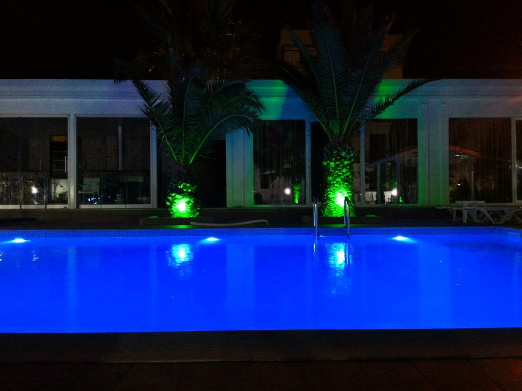 Uzunhan Hotel Ayvalik Ngoại thất bức ảnh