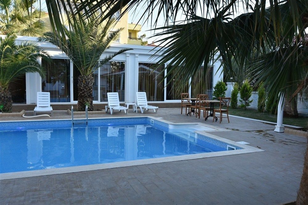 Uzunhan Hotel Ayvalik Ngoại thất bức ảnh