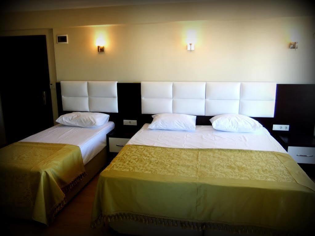 Uzunhan Hotel Ayvalik Ngoại thất bức ảnh